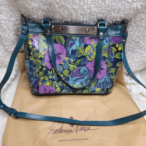 Patricia Nash Bags Patricia Nash Deep Blue Floral Nature Collection Arden Tote Bag Poshmark